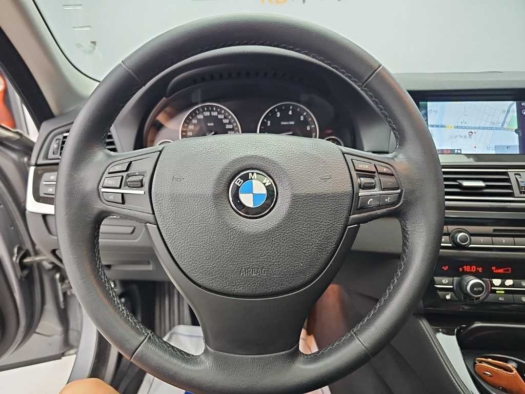 BMW 5시리즈 5시리즈 (F10) 528i 이미지 9
