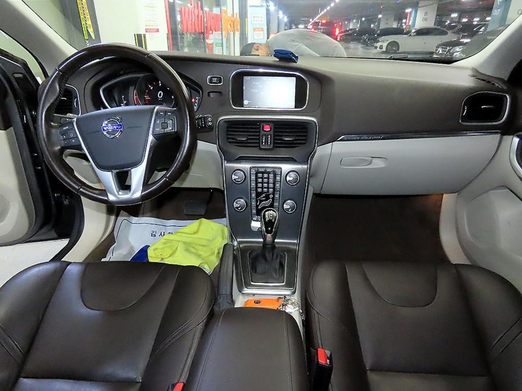볼보 V40 V40 크로스컨트리 D3 이미지 10