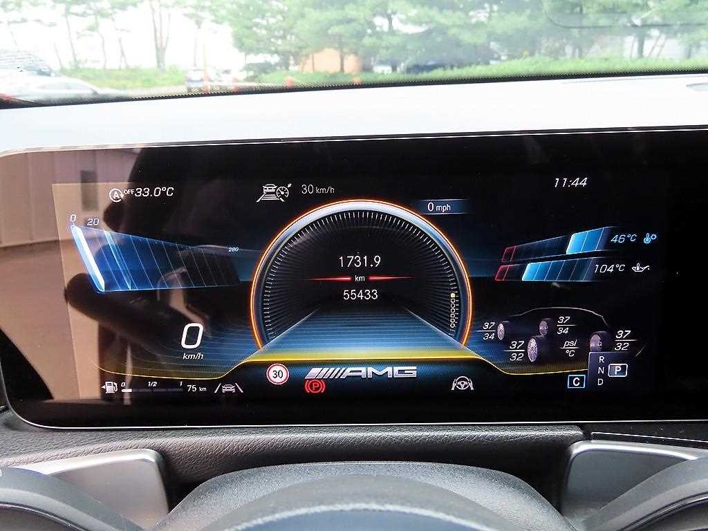 벤츠 GLB 클래스 GLB클래스 X247 AMG GLB 35 4MATIC 이미지 9