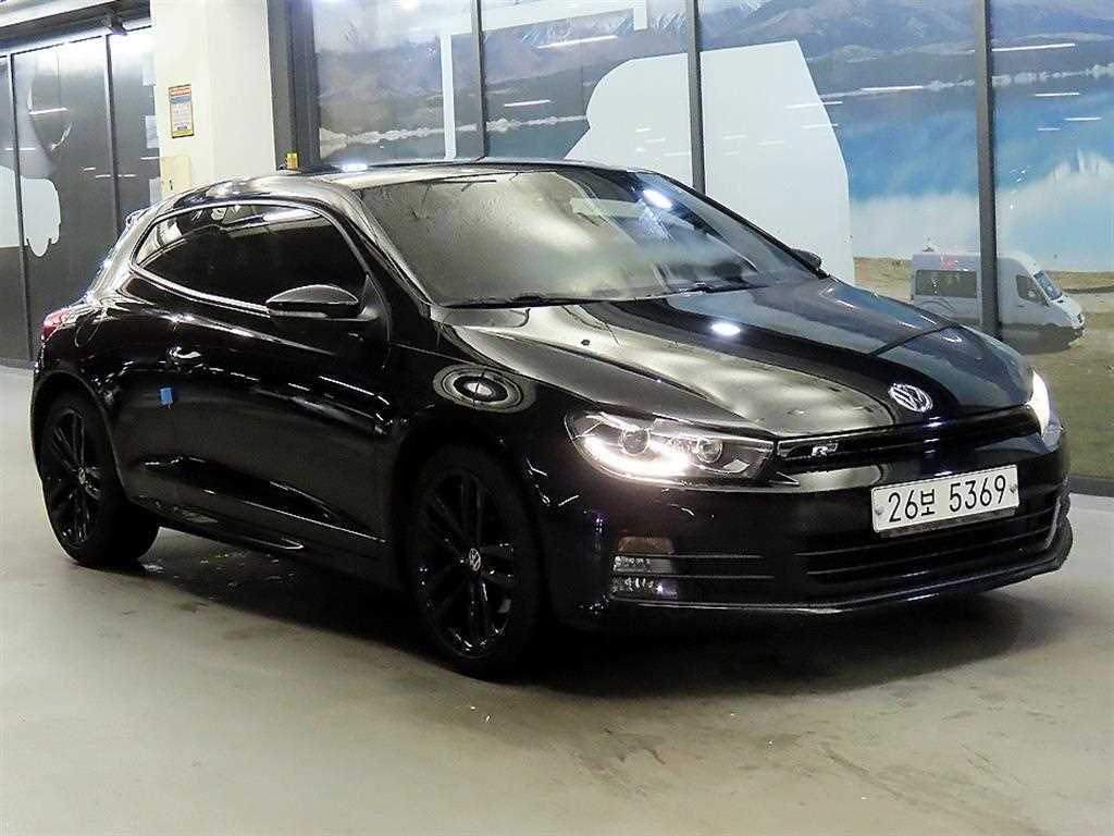 폭스바겐 시로코 2.0 TDI R-LINE 이미지 1