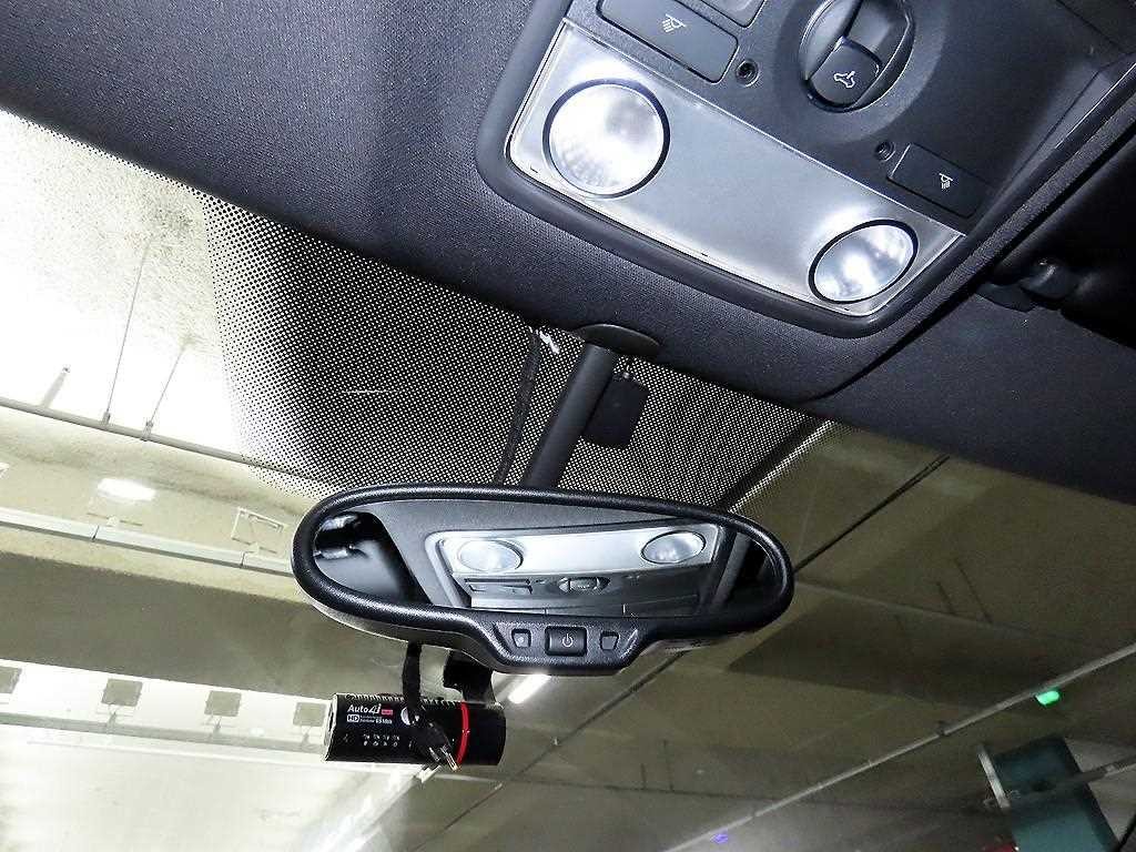 폭스바겐 시로코 2.0 TDI R-LINE 이미지 15
