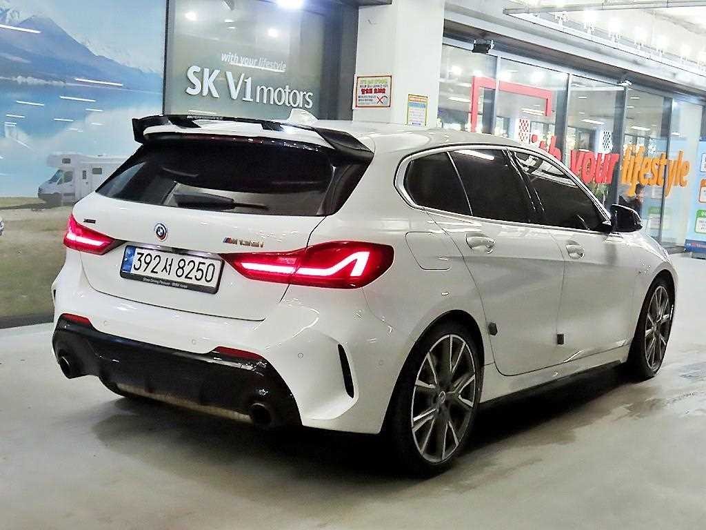 BMW 1시리즈 1시리즈 (F40) M135i xDrive 이미지 4