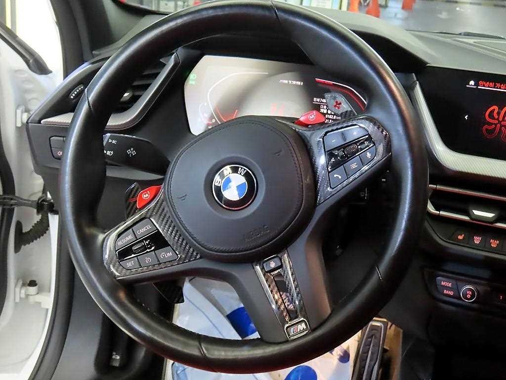 BMW 1시리즈 1시리즈 (F40) M135i xDrive 이미지 8