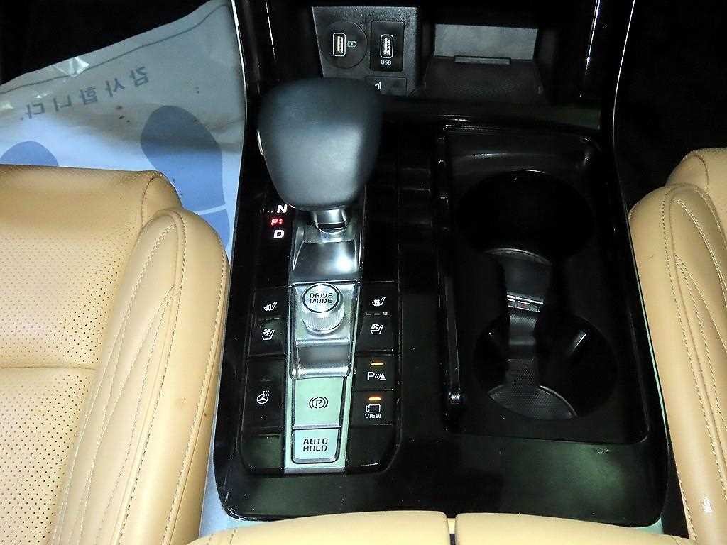 기아 K7 K7 프리미어 가솔린 2.5 GDI 노블레스 이미지 12