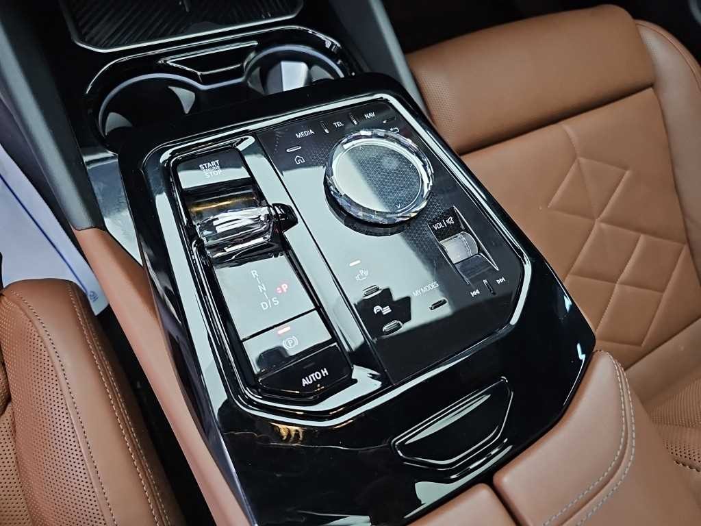 BMW 5시리즈 5시리즈 (G60) 530i xDrive M 스포츠 이미지 8