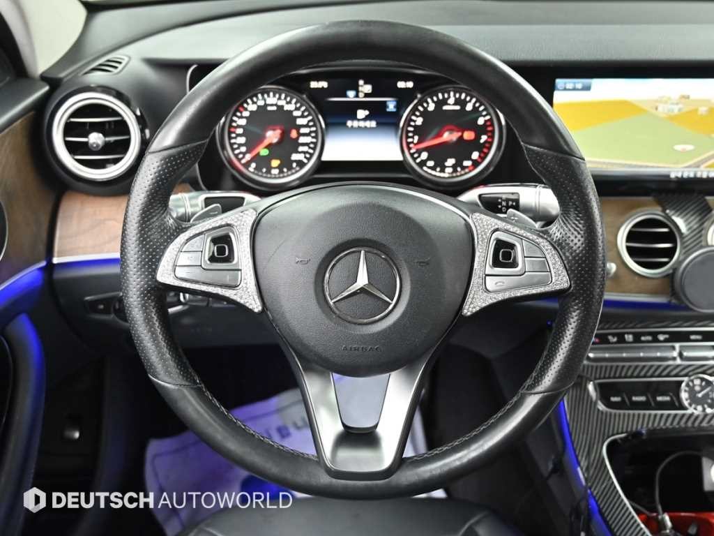 벤츠 E 클래스 E-클래스 W213 E300 4MATIC 익스클루시브 스텐다드 이미지 13