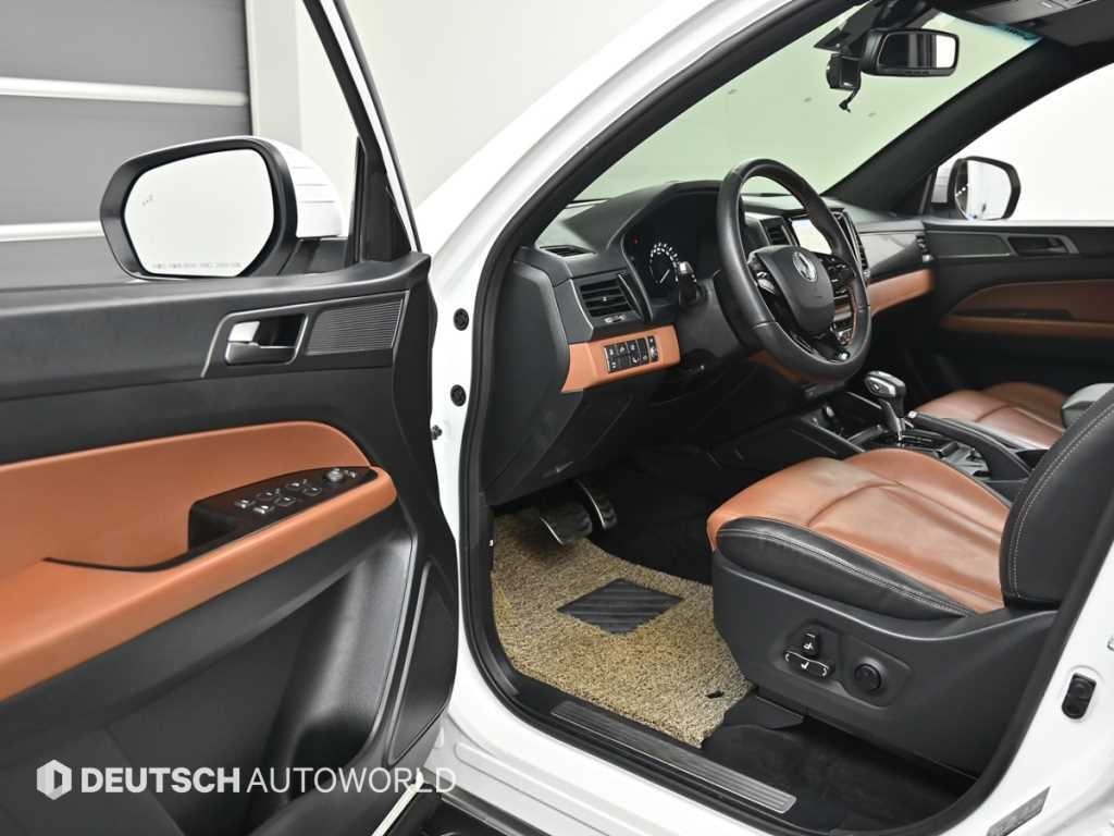KG모빌리티(쌍용) 렉스턴 렉스턴 스포츠 칸 디젤 2.2 4WD 5링크 노블레스 이미지 11
