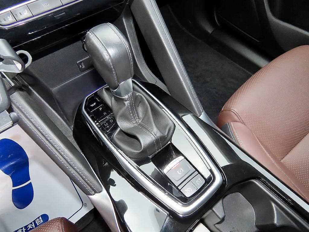 르노코리아(삼성) QM6 더뉴QM6 2.0 LPe RE 시그니처 2WD 이미지 10