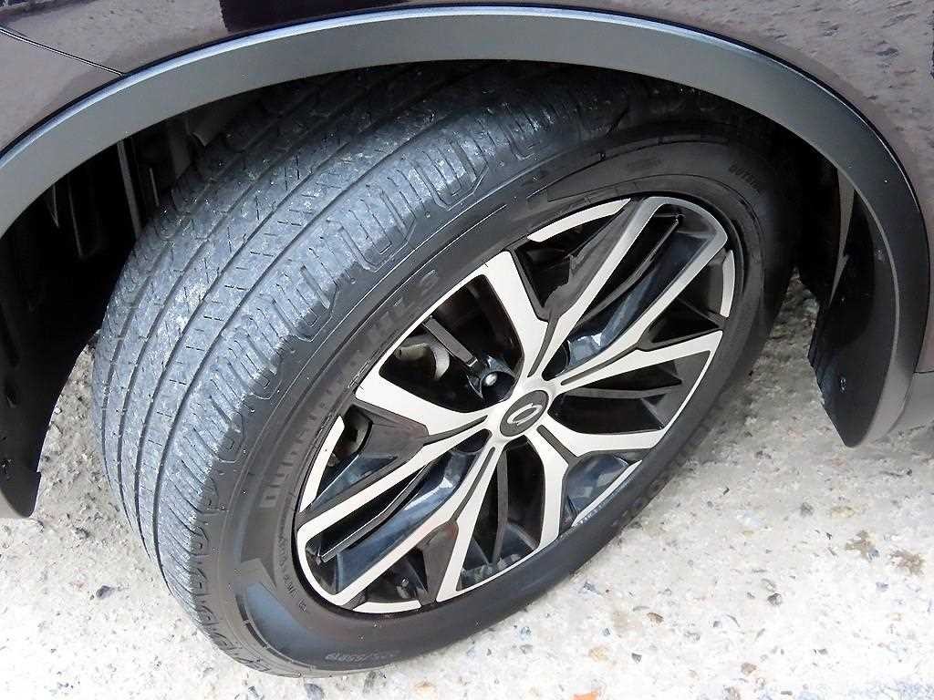 르노코리아(삼성) QM6 더뉴QM6 2.0 LPe RE 시그니처 2WD 이미지 20
