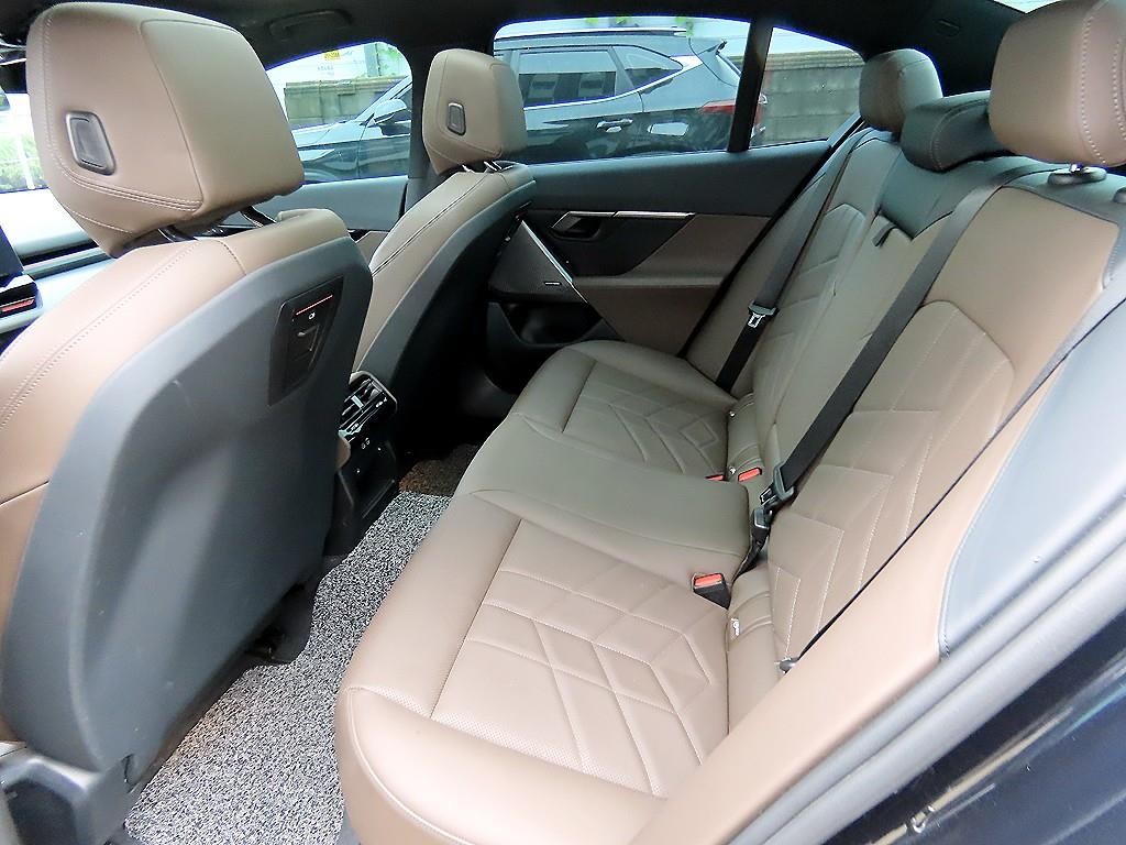 BMW 5시리즈 5시리즈 (G60) 523d M 스포츠 이미지 6