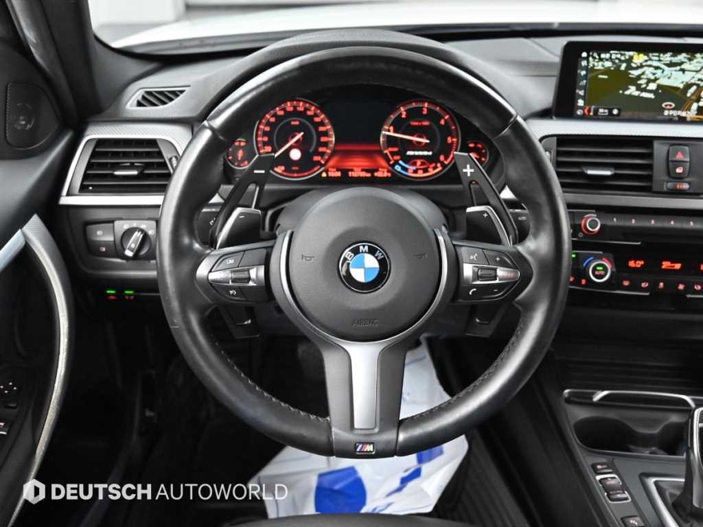 BMW 3시리즈 3시리즈 (F30) 320d M 스포츠 이미지 13