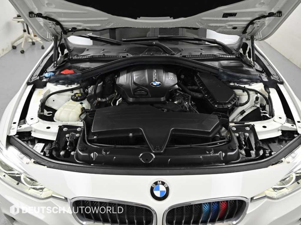 BMW 3시리즈 3시리즈 (F30) 320d M 스포츠 이미지 6