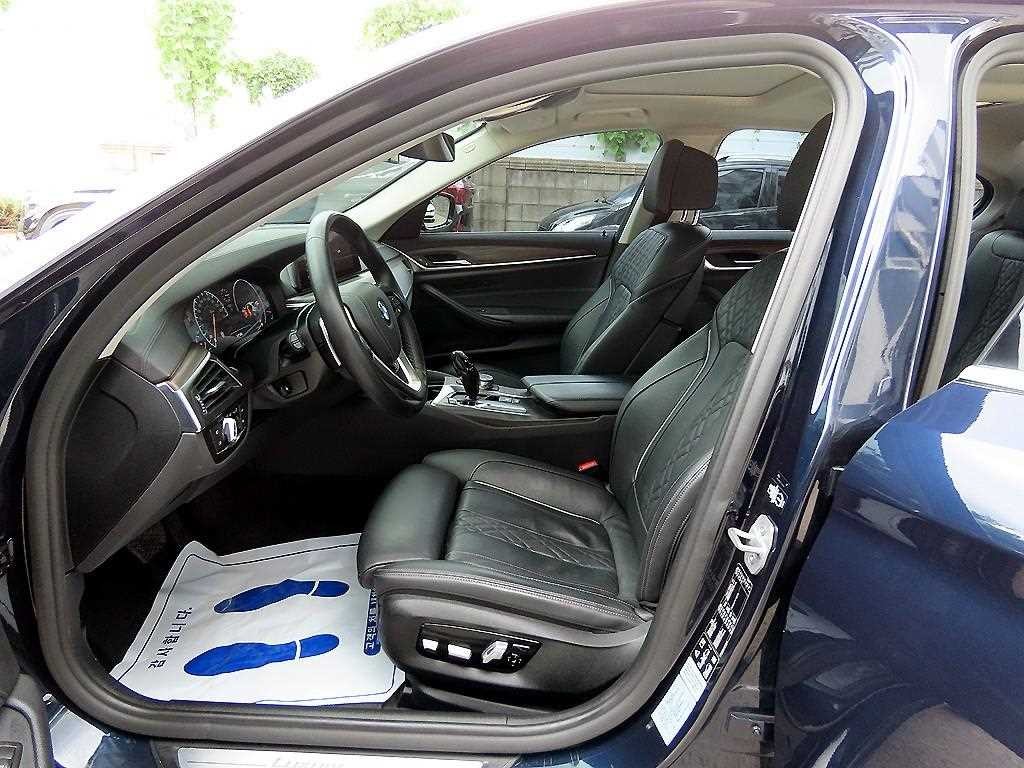 BMW 5시리즈 5시리즈 (G30) 530i xDrive 럭셔리 플러스 이미지 5