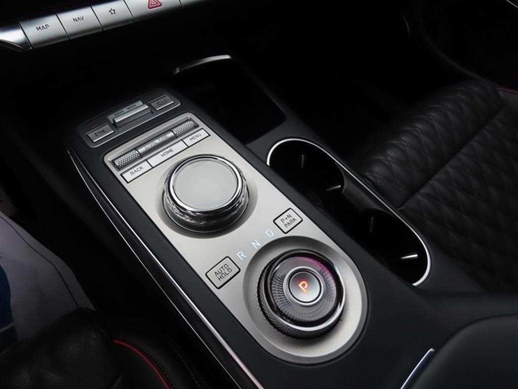 제네시스 GV70 2.5T 가솔린 2WD 스포츠 이미지 15