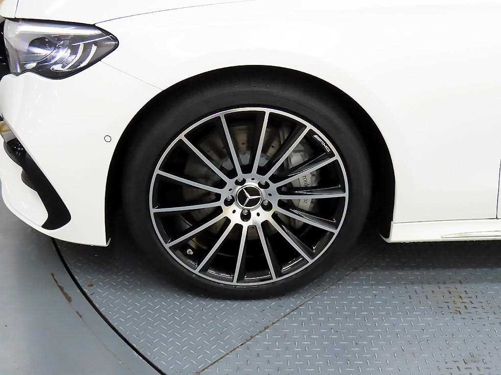 벤츠 E 클래스 E-클래스 W214 E200 AMG 라인 이미지 19