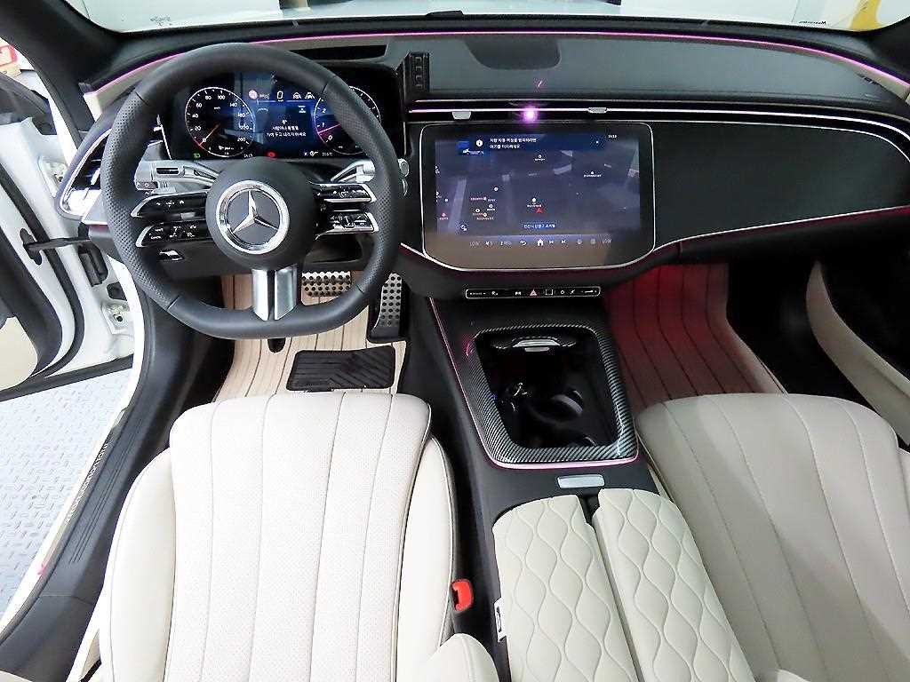 벤츠 E 클래스 E-클래스 W214 E200 AMG 라인 이미지 7