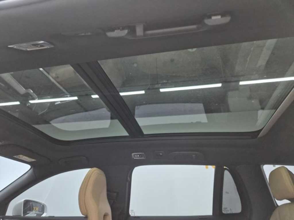 볼보 V60 V60 크로스 컨트리 2세대 2.0 T5 프로 AWD 이미지 15