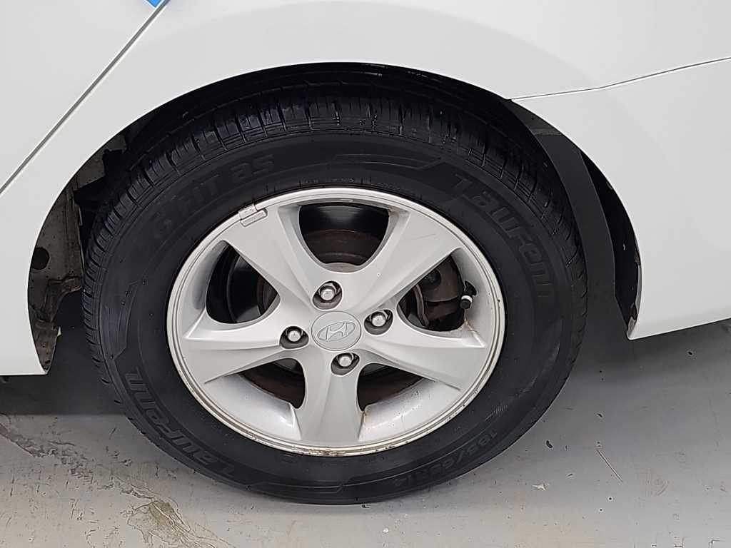 현대 엑센트 엑센트신형 1.4VVT 프리미어 이미지 19