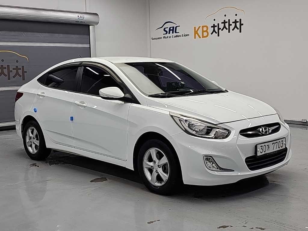 현대 엑센트 엑센트신형 1.4VVT 프리미어 이미지 4
