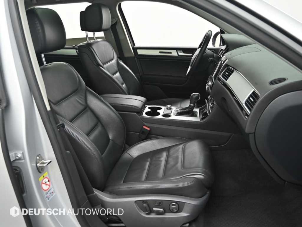 폭스바겐 투아렉 뉴 투아렉 V6 3.0 TDI 블루모션 이미지 10