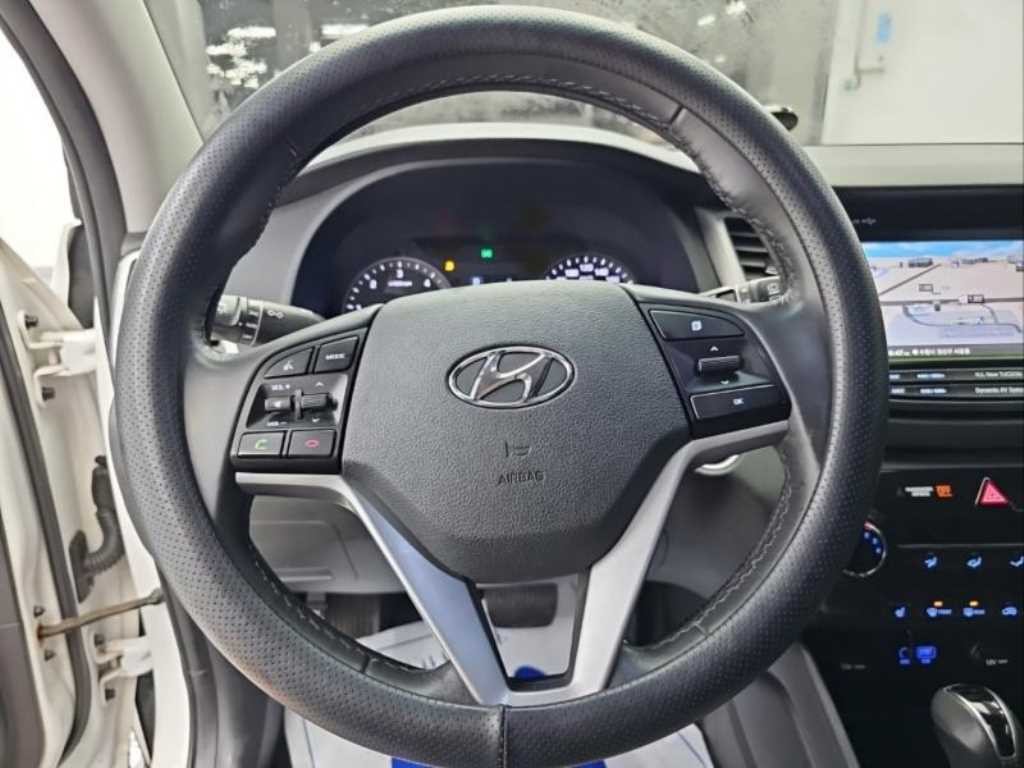현대 투싼 올뉴투싼 디젤 1.7 2WD 스마트 이미지 8