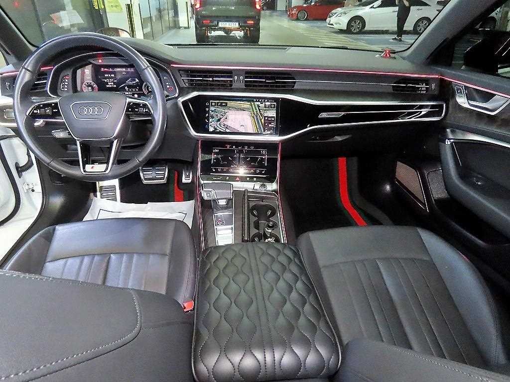 아우디 A6 A6 (C8) 45 TFSI 프리미엄 이미지 10