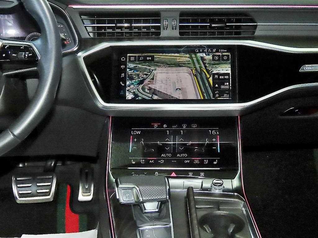 아우디 A6 A6 (C8) 45 TFSI 프리미엄 이미지 11