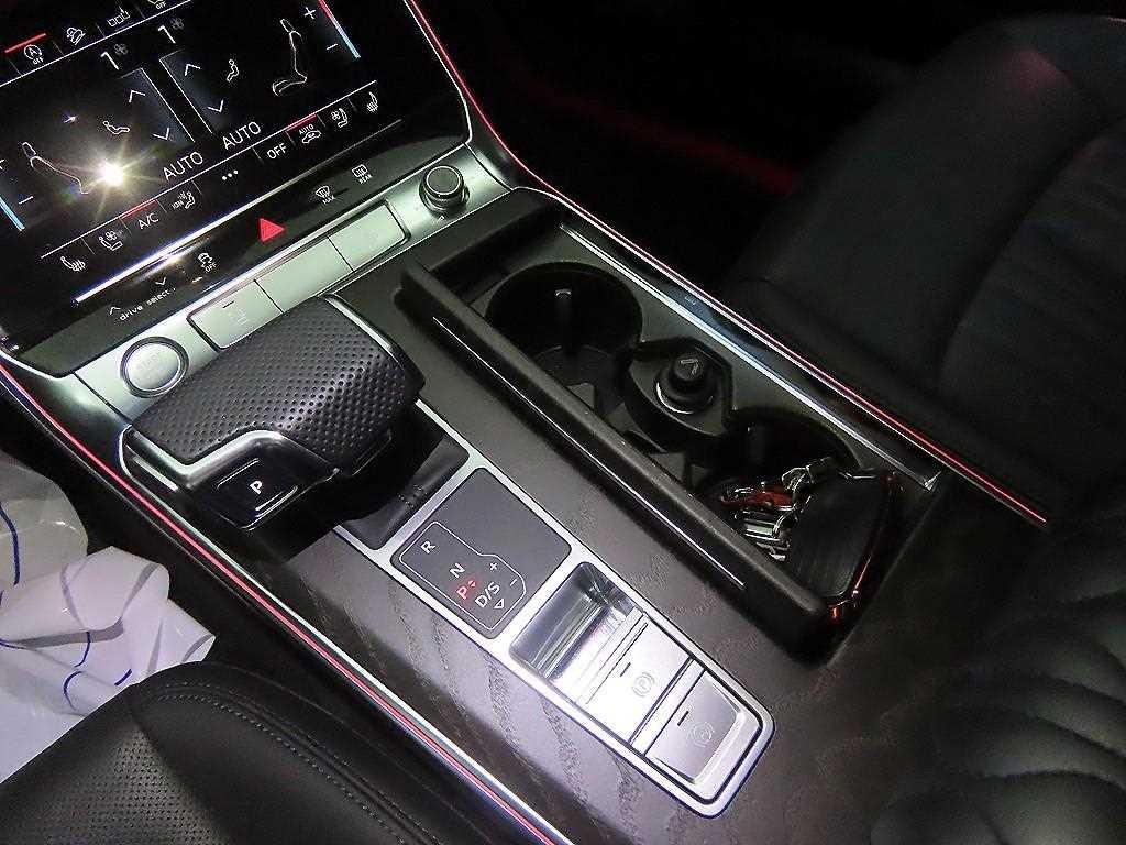 아우디 A6 A6 (C8) 45 TFSI 프리미엄 이미지 12