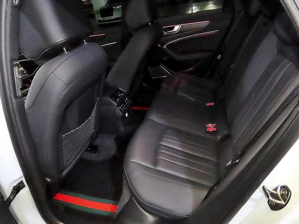 아우디 A6 A6 (C8) 45 TFSI 프리미엄 이미지 7