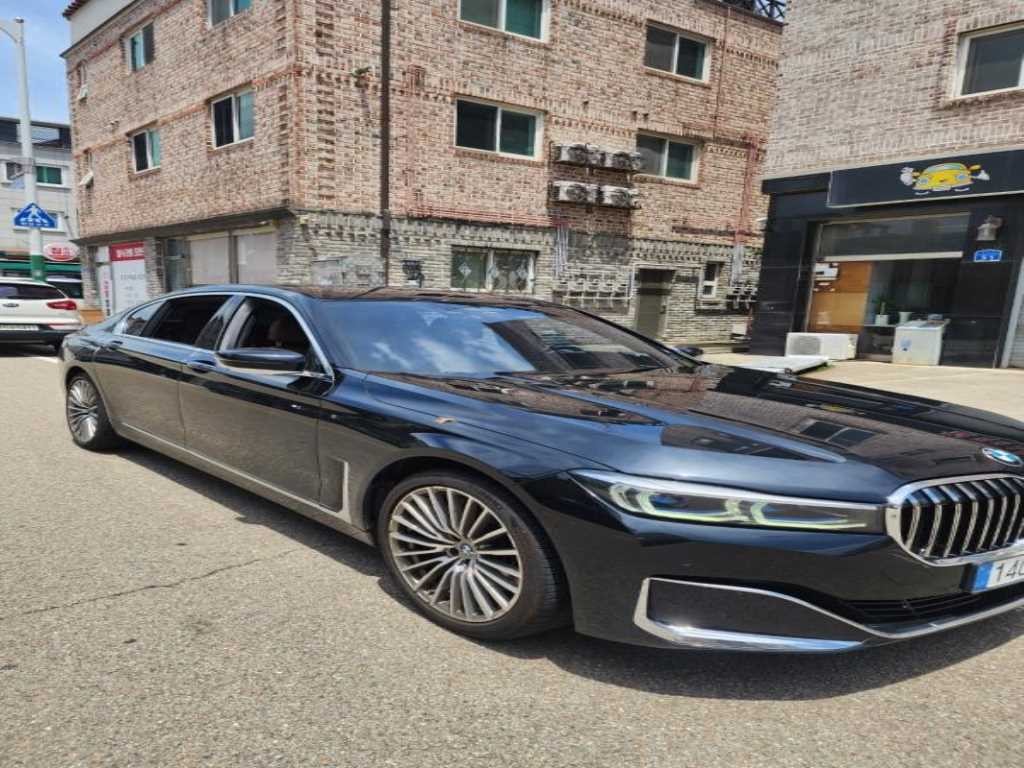 BMW 7시리즈 7시리즈 (G11) 745Le sDrive 디자인 퓨어 에디션 이미지 2