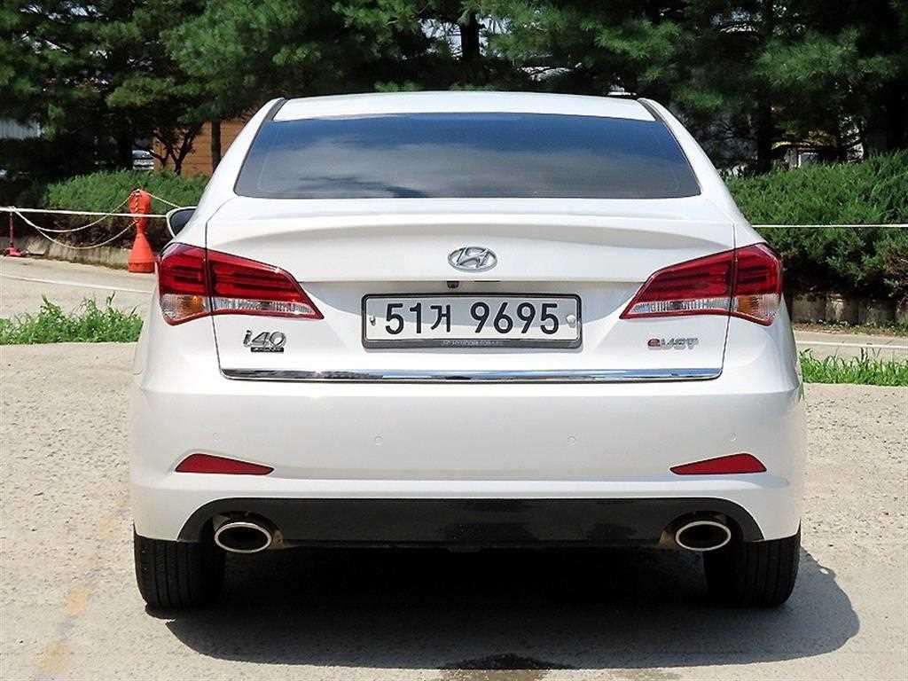 현대 i40 더뉴i40Saloon 1.7 VGT 유니크 이미지 4