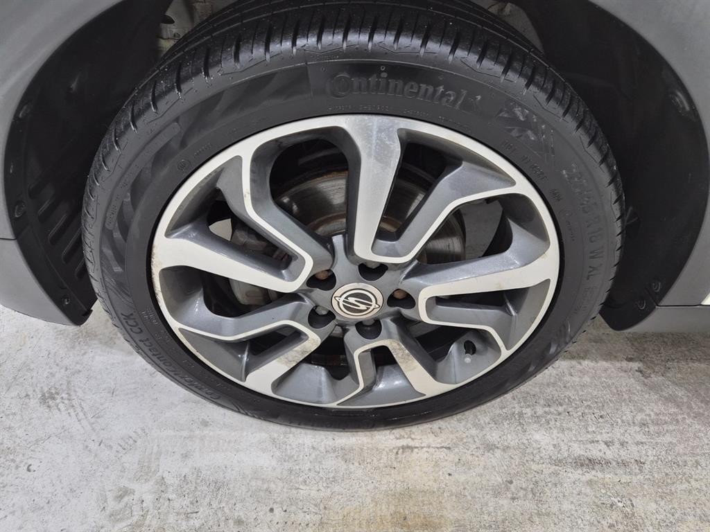 KG모빌리티(쌍용) 티볼리 디젤 2WD 1.6 LX 이미지 18