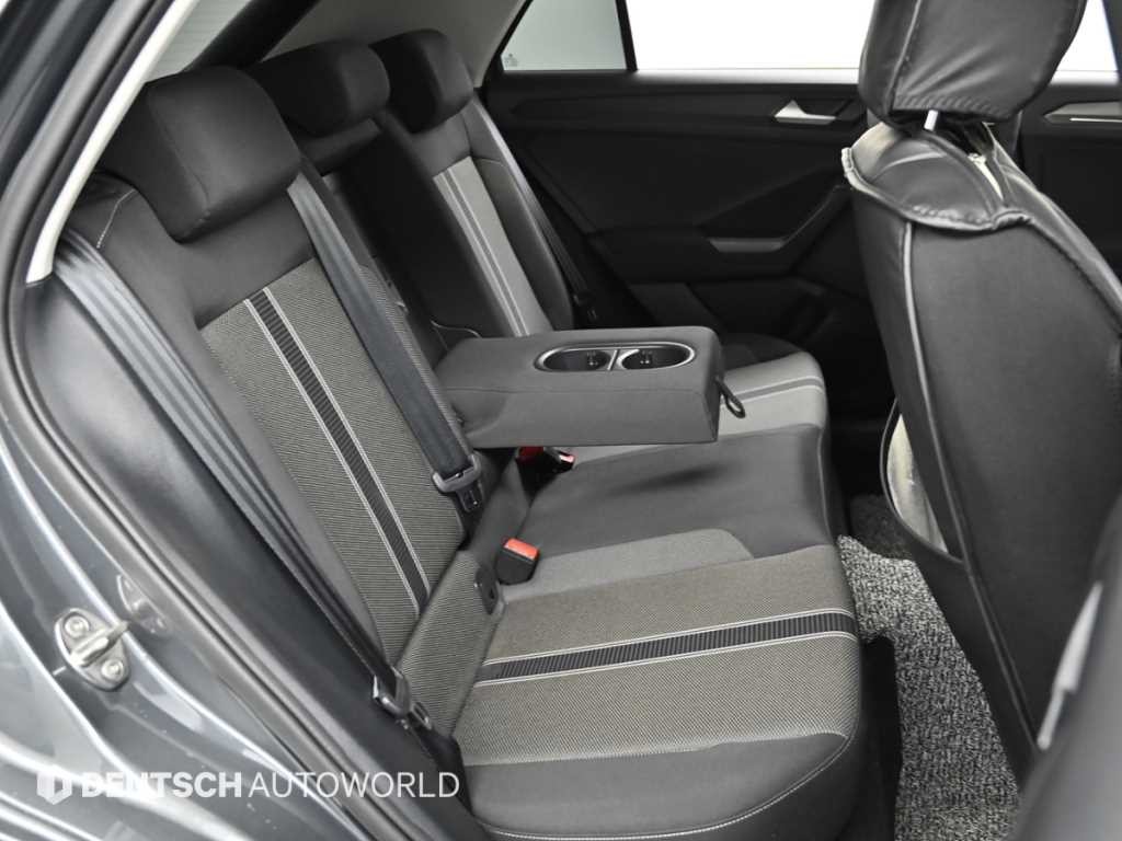 폭스바겐 티록 2.0 TDI 스타일 이미지 12