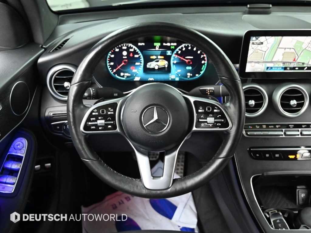 벤츠 GLC 클래스 GLC클래스 X253 GLC 300 e 4MATIC 쿠페 이미지 13