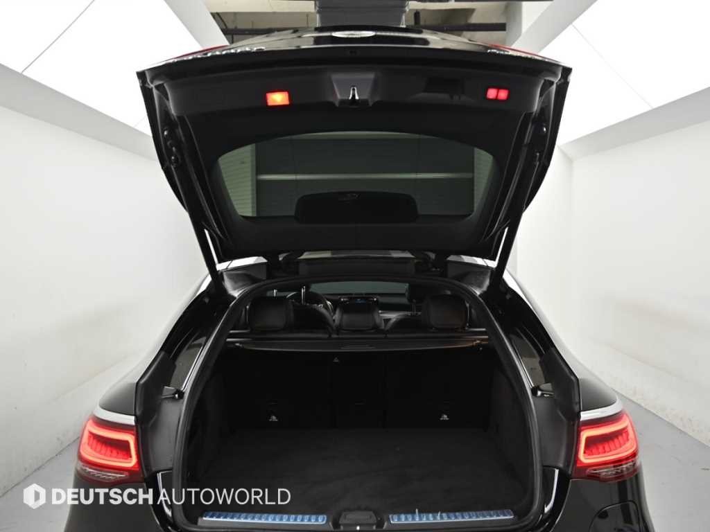 벤츠 GLC 클래스 GLC클래스 X253 GLC 300 e 4MATIC 쿠페 이미지 19