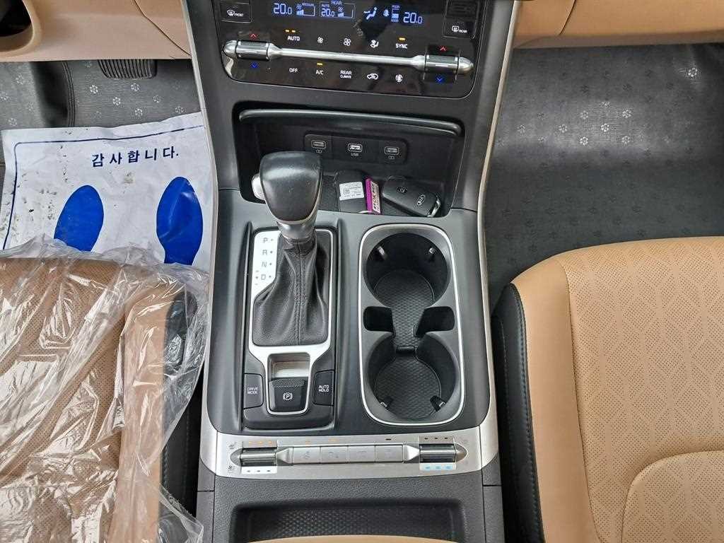 기아 카니발 카니발 4세대 디젤 9인승 프레스티지 이미지 14