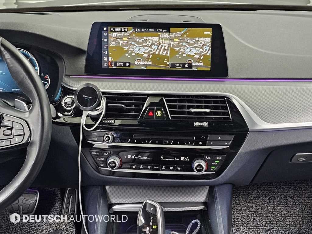 BMW 5시리즈 5시리즈 (G30) 530i M 스포츠 플러스 이미지 14