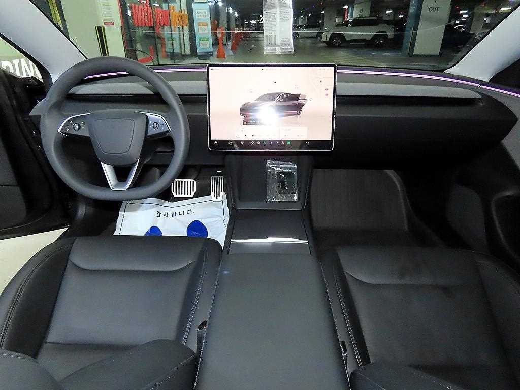 테슬라 모델 3 RWD 이미지 10