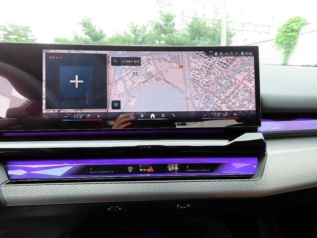 BMW 5시리즈 5시리즈 (G60) 530i xDrive M 스포츠 이미지 13
