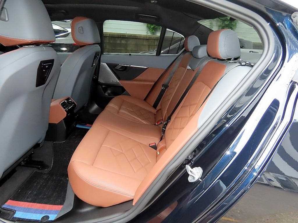 BMW 5시리즈 5시리즈 (G60) 530i xDrive M 스포츠 이미지 6