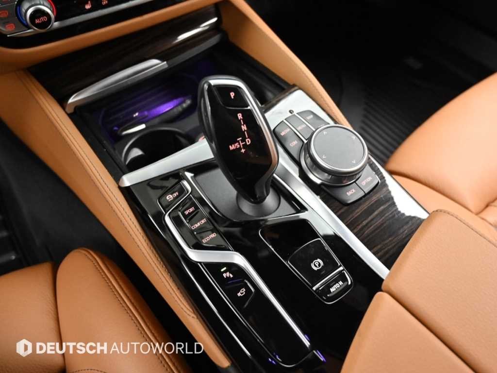 BMW 5시리즈 5시리즈 (G30) 520i M 스포츠 이미지 9