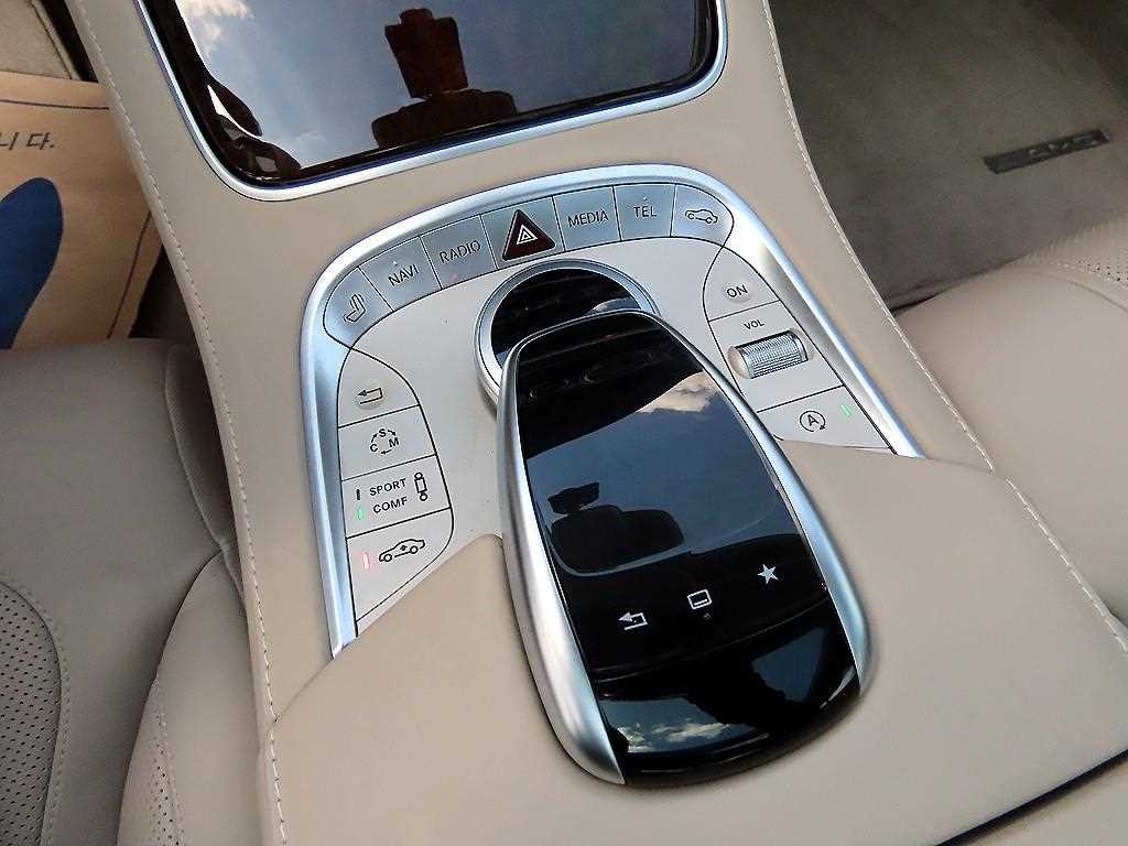 벤츠 S 클래스 S클래스-W222 S 63 AMG 4MATIC 이미지 13