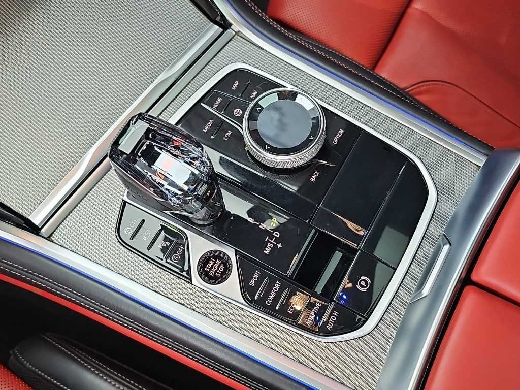 BMW 8시리즈 8시리즈 (G15) 840i xDrive M 스포츠 그란쿠페 이미지 8