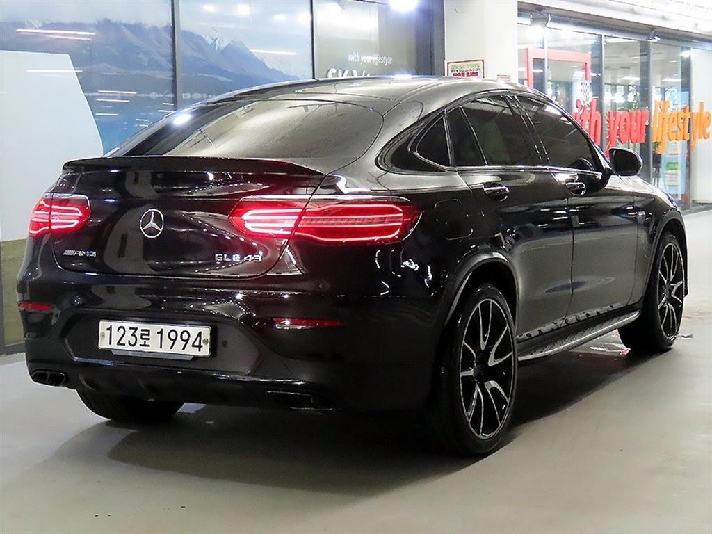 벤츠 GLC 클래스 GLC클래스 X253 AMG GLC 43 4MATIC 쿠페 이미지 4