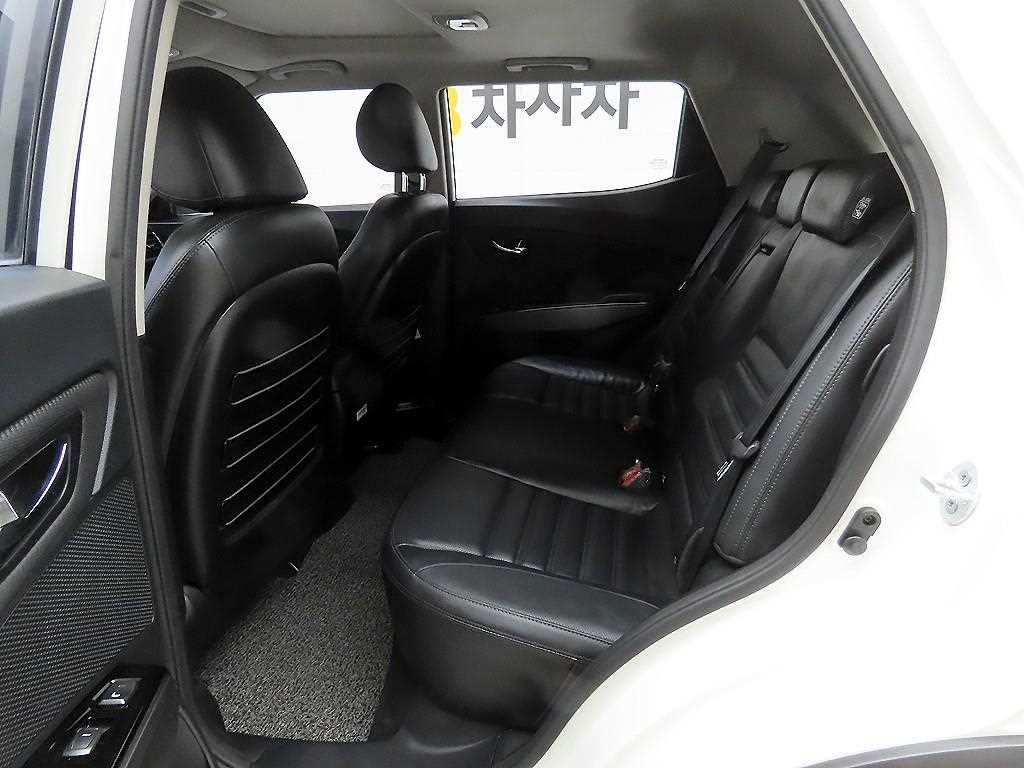 KG모빌리티(쌍용) 티볼리 베리 뉴 티볼리 2WD 가솔린 1.5 V7 이미지 13