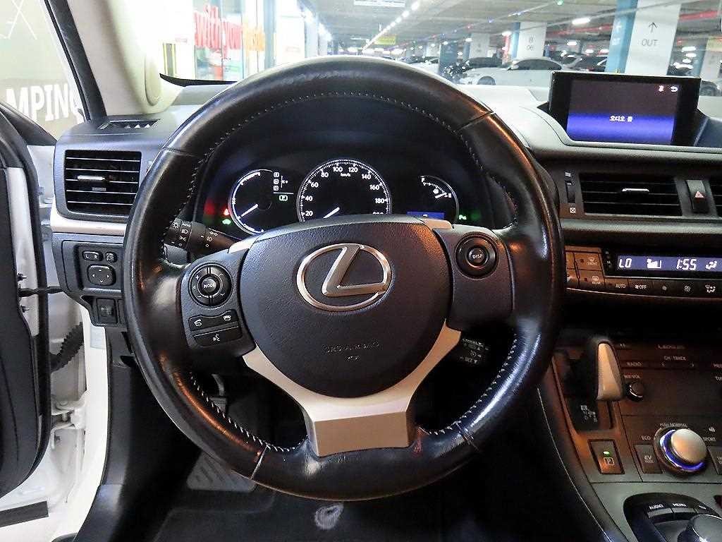 렉서스 CT 뉴CT CT200H 슈프림 이미지 8