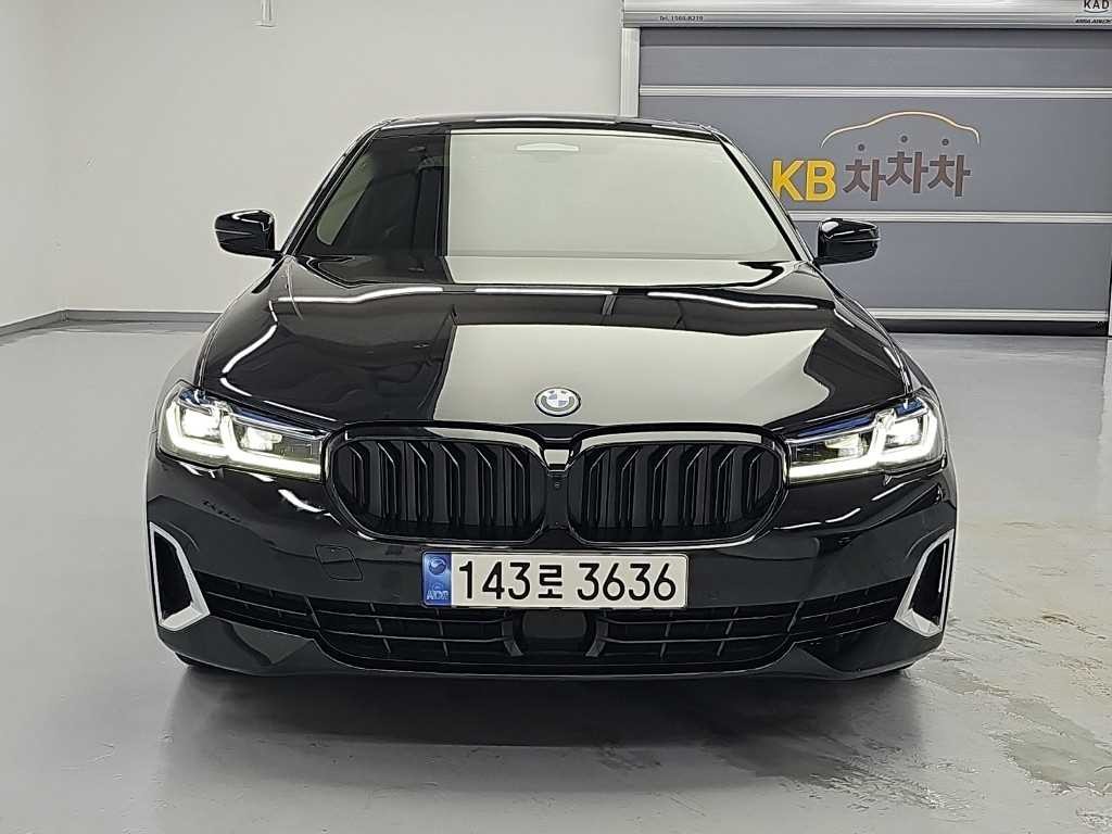 BMW 5시리즈 5시리즈 (G30) 530e 럭셔리 이미지 2