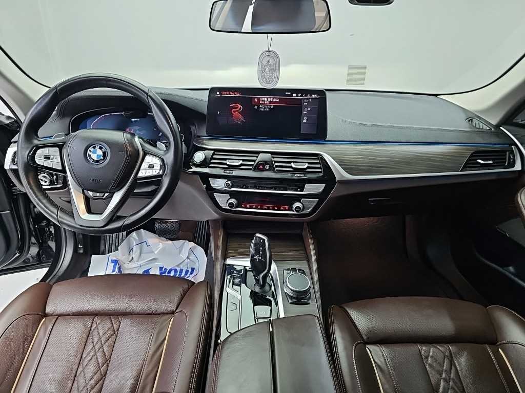 BMW 5시리즈 5시리즈 (G30) 530e 럭셔리 이미지 7