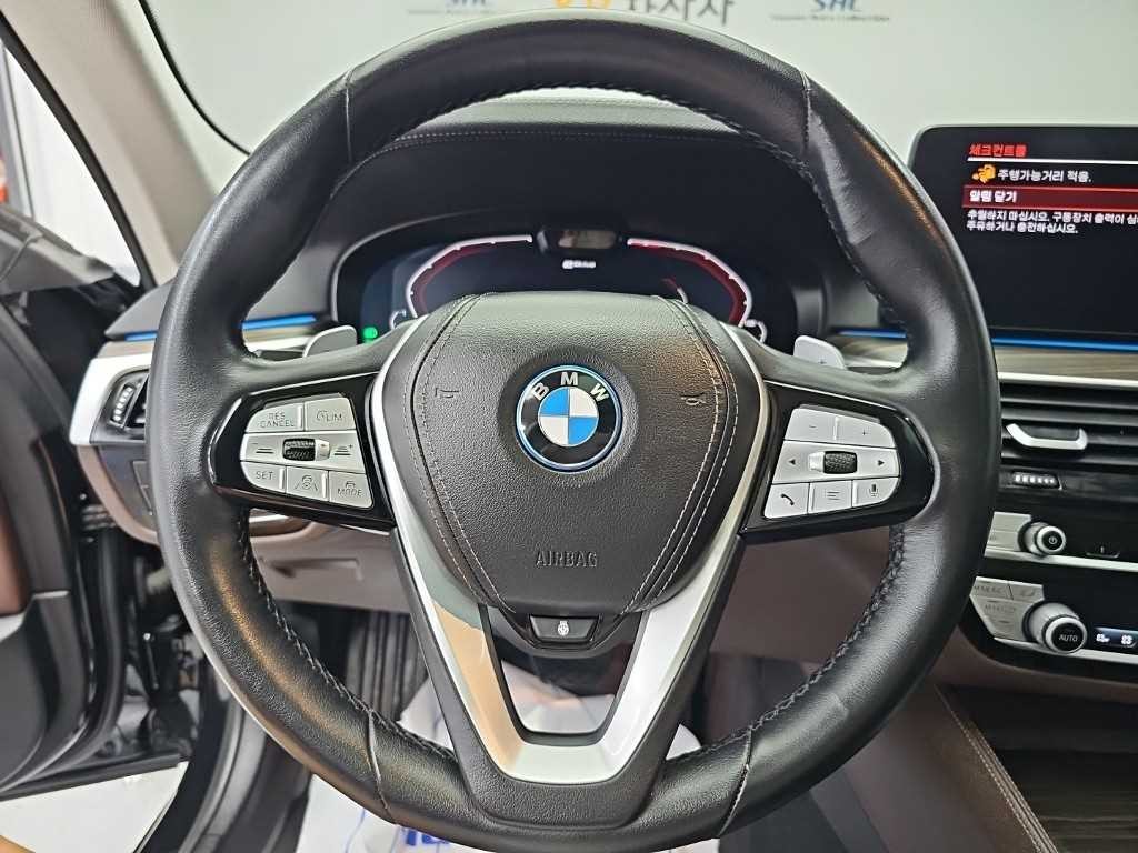 BMW 5시리즈 5시리즈 (G30) 530e 럭셔리 이미지 9