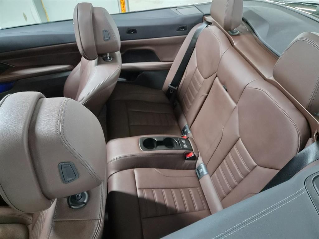 BMW 4시리즈 4시리즈 (G22) 420i 컨버터블 M 스포츠 이미지 8